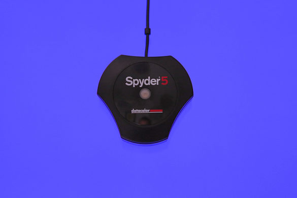Kalibrator Spyder5 dla fotografa - widok
